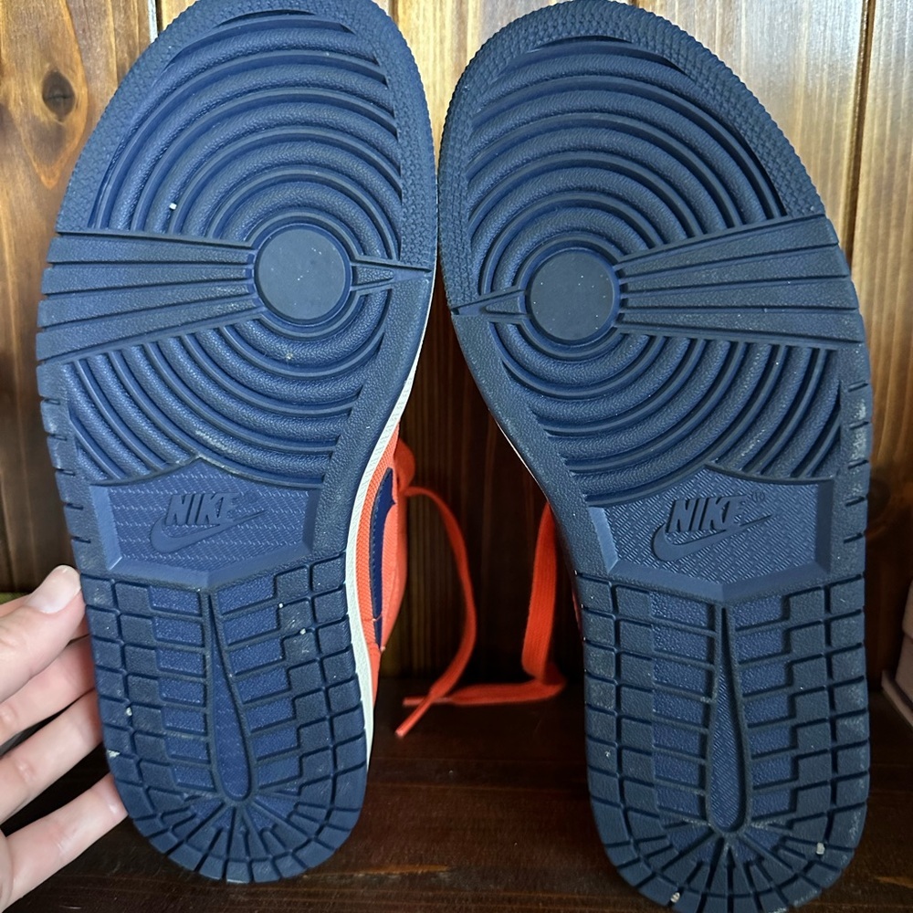 Jordan Women's Orange and Navy Athletic Shoes - Picture 4 of 4
